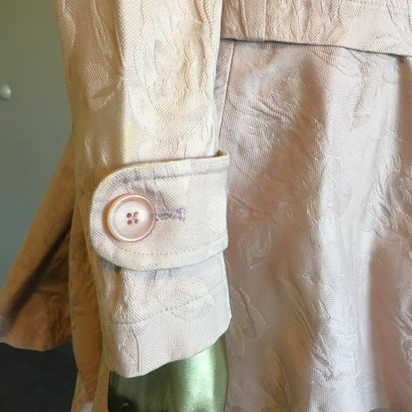 𝗔𝗟𝗟 𝗦𝗔𝗜𝗡𝗧𝗦 Misty Pink Jacquard Jacket & Skirt Set - Picture 9 of 14